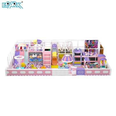 ملعب داخلي بمساحة 120 مترًا مربعًا كاندي- وملعب ناعم